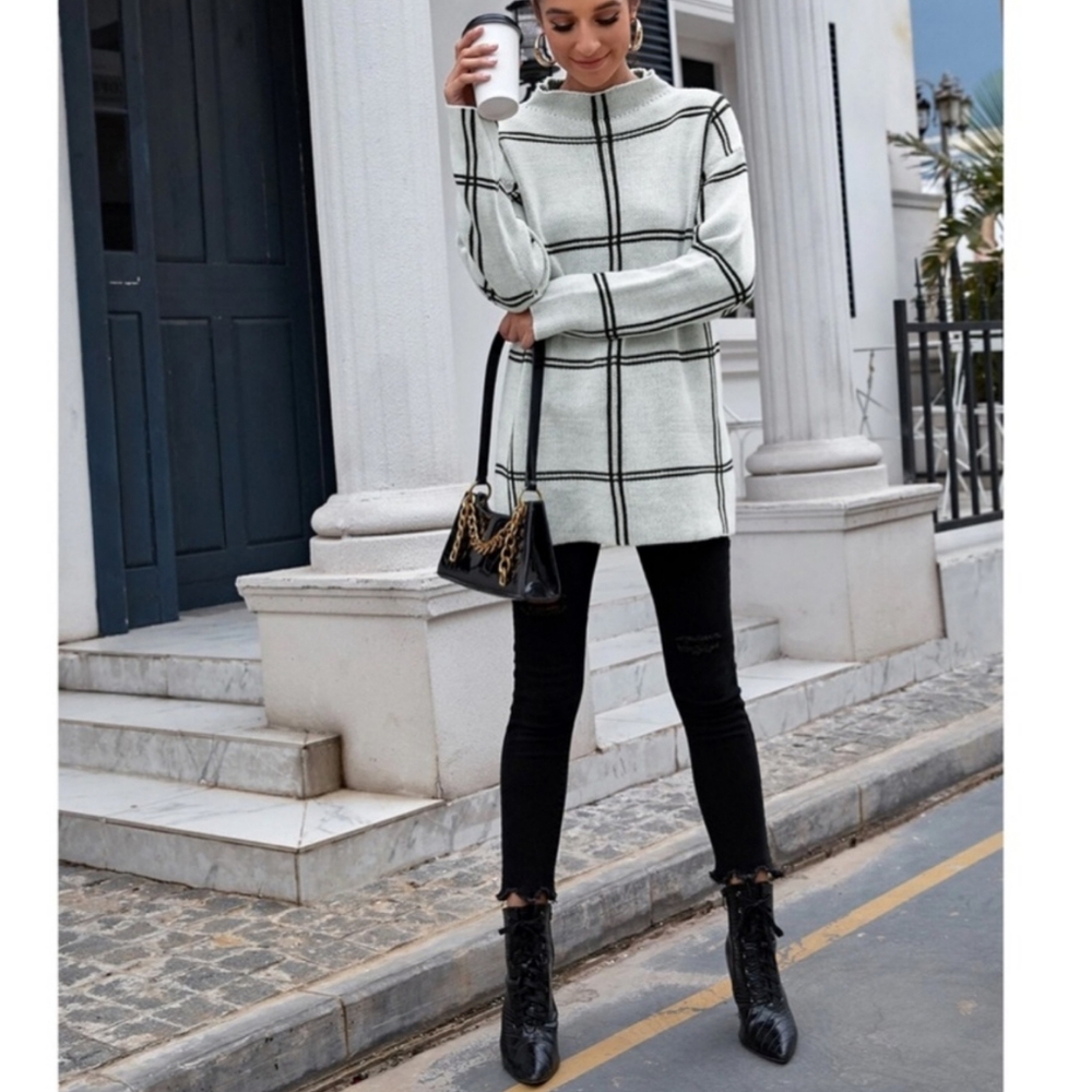 Grid Print Dirty White Long Sweater - Picture 5 of 6